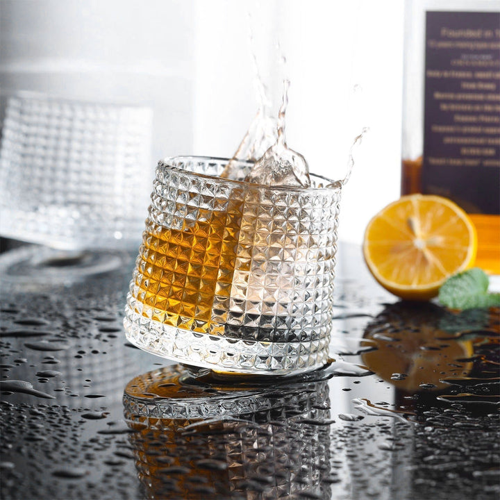 Whiskyglas-set med två högkvalitativa dryckesglas i klart glas, idealiskt för hemmabaren.