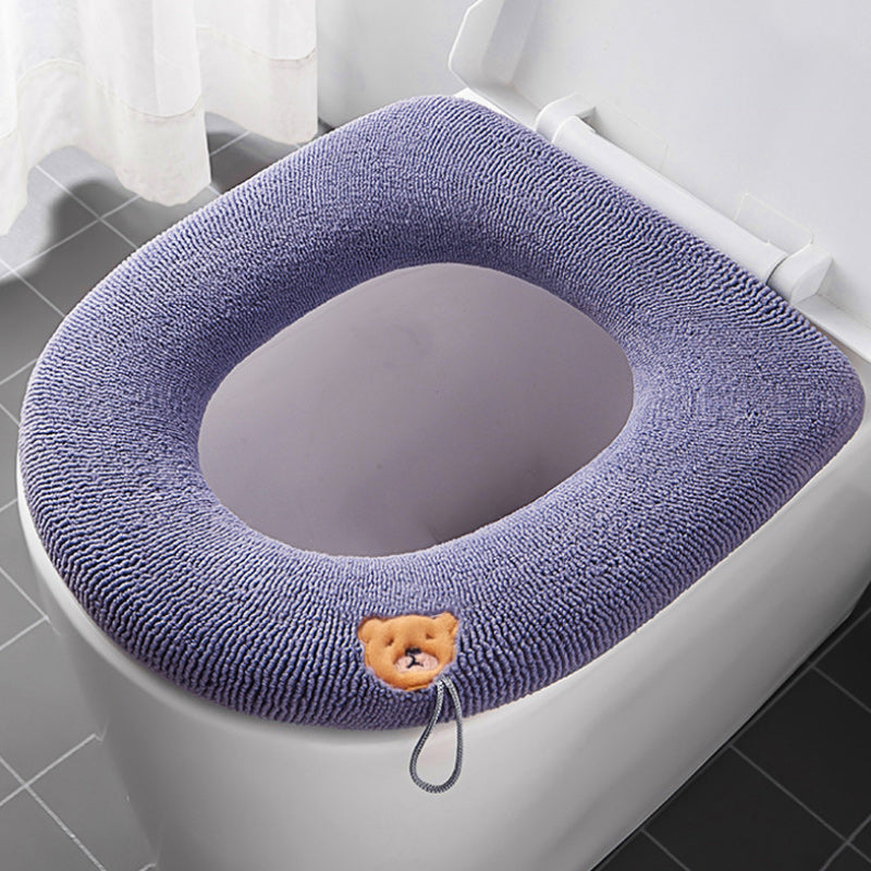 Ultra tjock toalettsitsöverdrag av polyester, elastisk passform, ljusrosa, bekväm och värmande lösning för kalla toaletter.