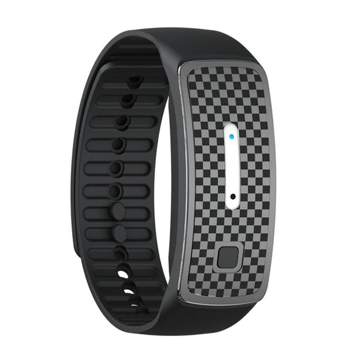 Svart myggavvisande armband med digital laddningsfunktion