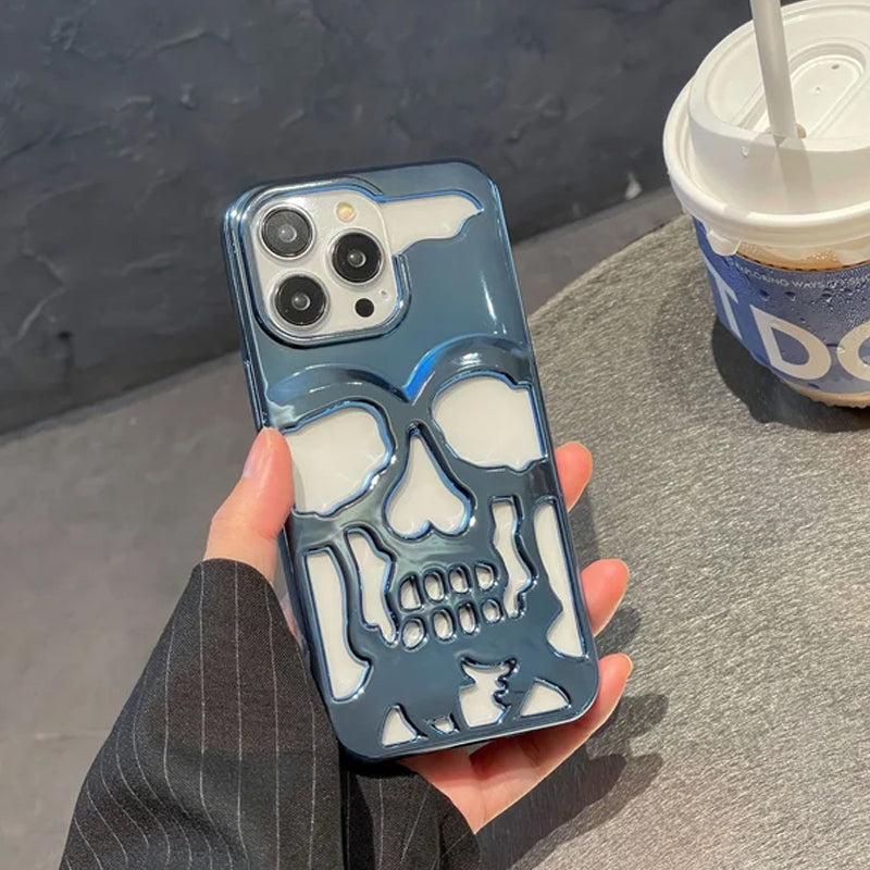 "Unikt dödskalleskal för iPhone med elegant plätering, erbjuder stilfullt skydd och trendig telefontillbehörsdesign."