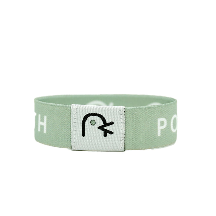 "Unisex bibelarmband med NFC-funktion, justerbart polyesterband, flerfärgat. Stilfullt och meningsfullt accessoarval."