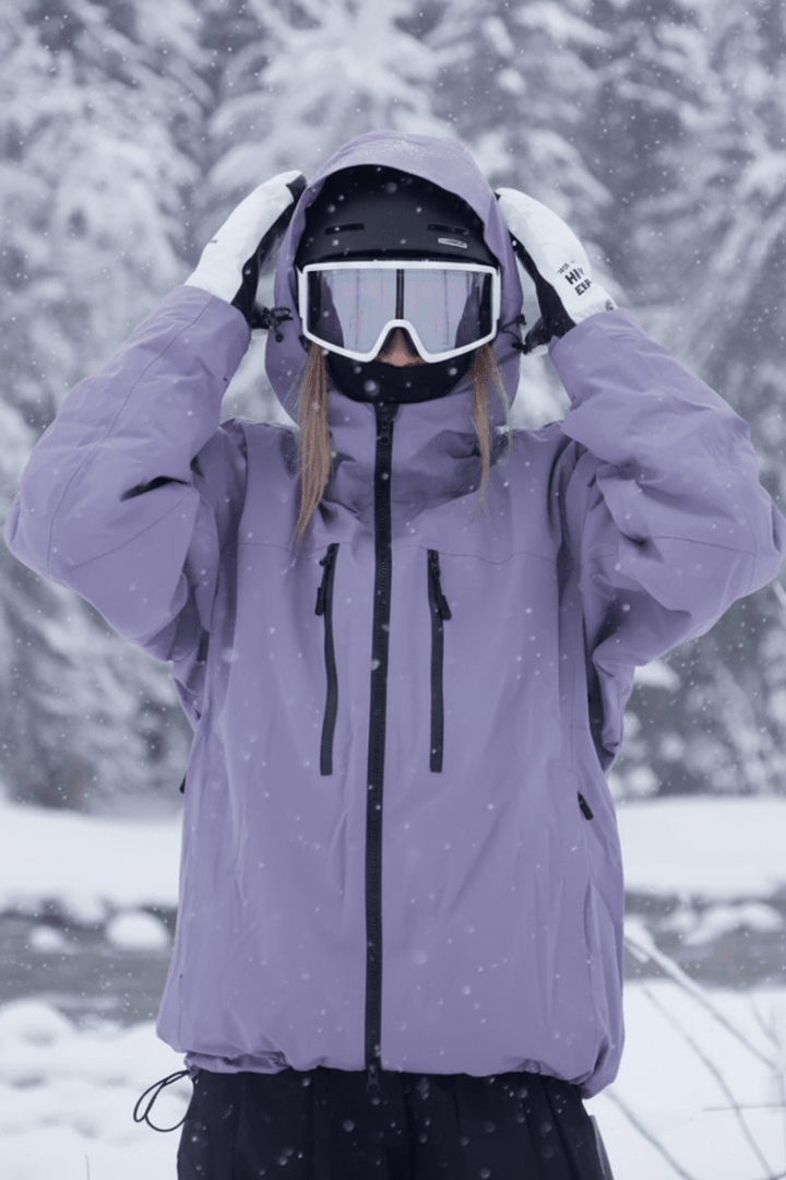 Slitstark unisex Carlotta jacka. Varm, vindtät och vattentät skaljacka för skidåkning, snowboard och vandring.