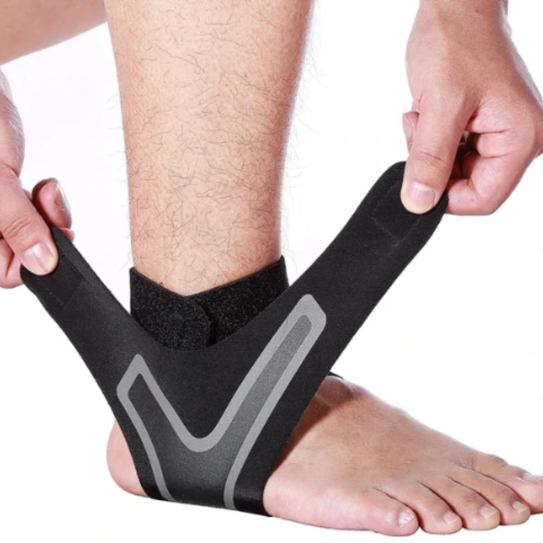 Unisex elastiskt fotledsstöd i svart, justerbart med kardborreband, ger komfort och stöd för vardag och sport.
