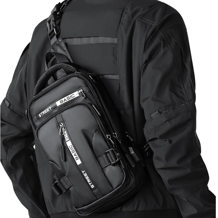 Lättvikts crossbody axelväska i stilren design för både män & kvinnor. Idealisk för urban pendling.