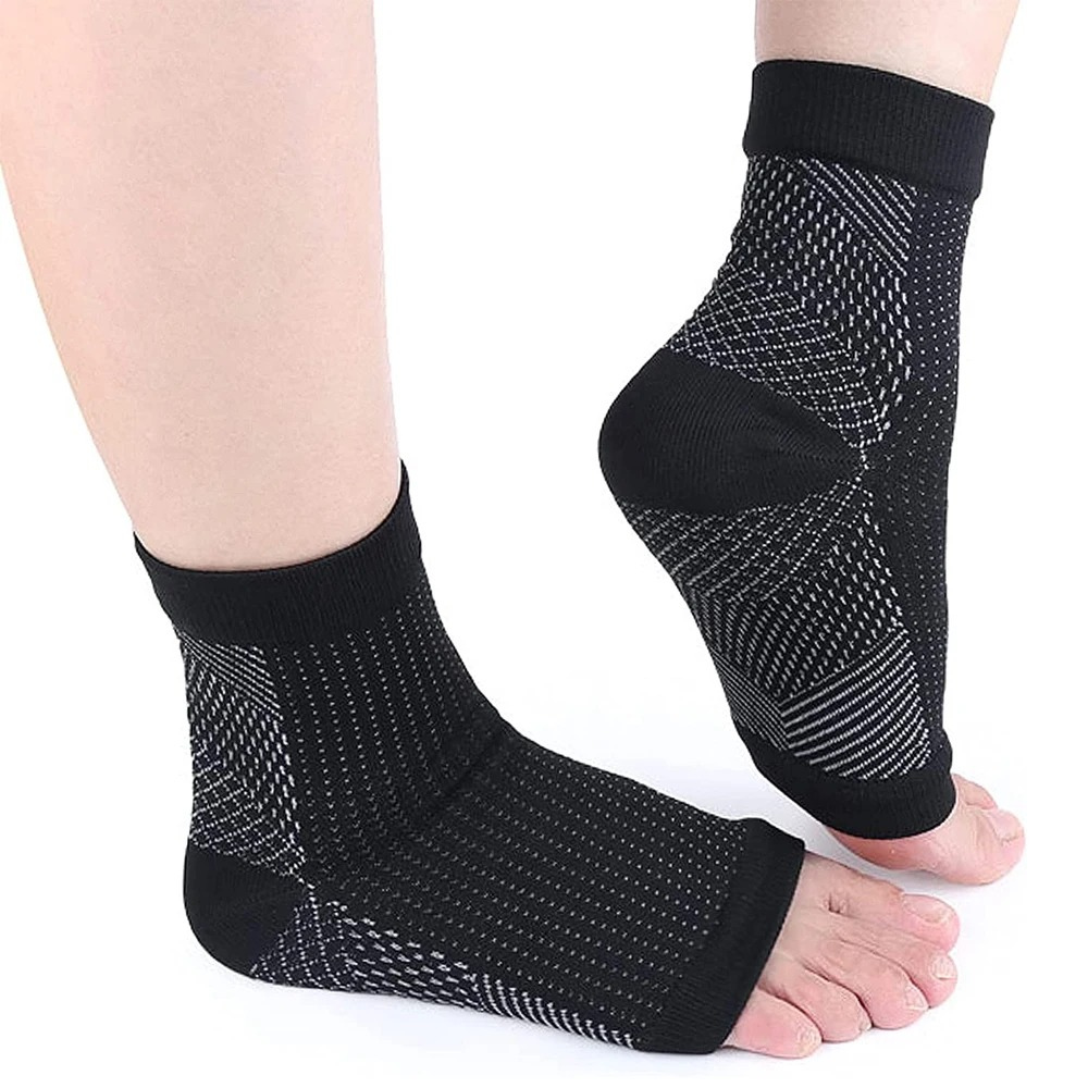 Unisex kompressionsankelsockor för neuropati, fotsmärta och svullnad. Ger skönt ankelstöd och återhämtning.
