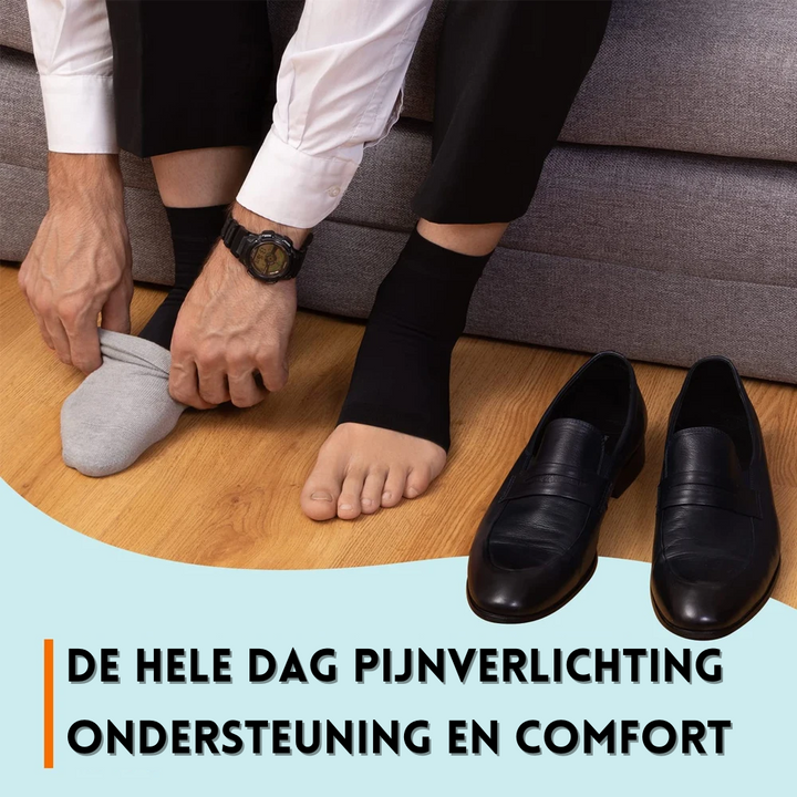 Svarta unisex kompressionsankelsockor designade för neuropati och smärtlindring. Lindrar fotsmärta effektivt.