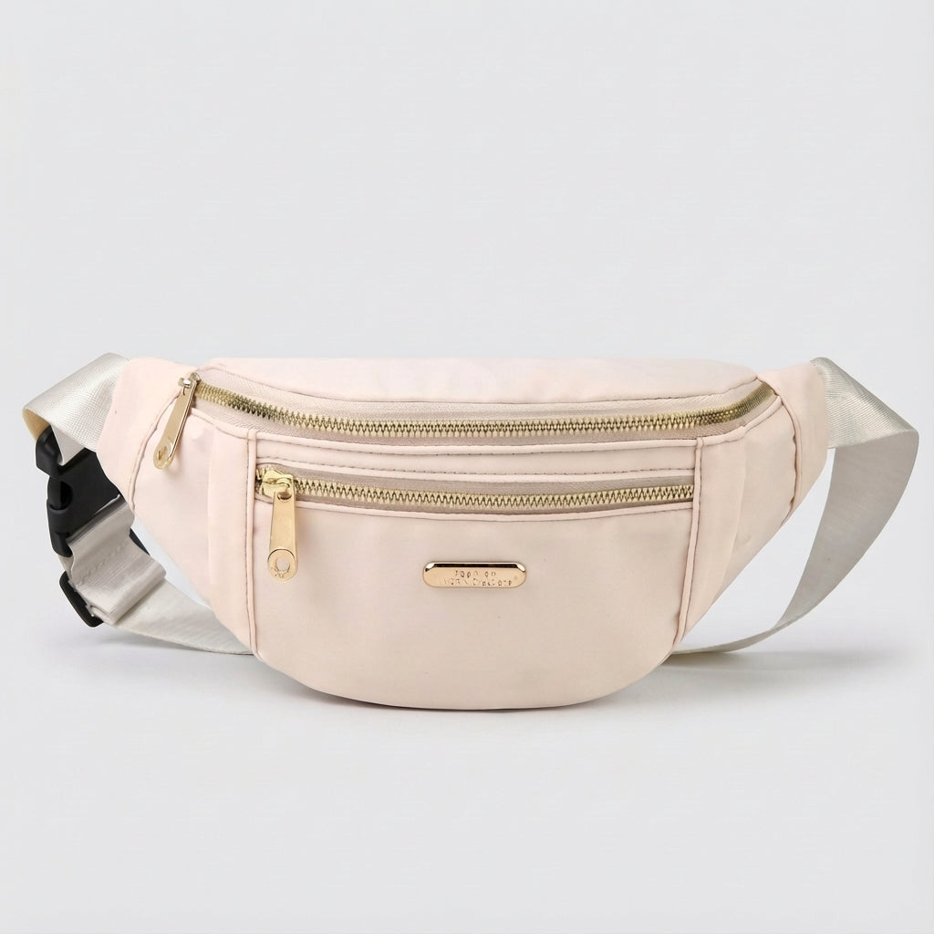 LightPouch: Lätt unisex midjeväska i slitstark nylon. Perfekt som crossbody- eller axelväska för alla äventyr.