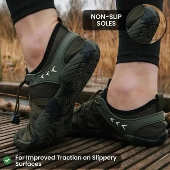 Mörkgröna Mackenzie barfotaskor, unisex, med ultratunn sula för en naturlig fotkänsla. Lätta och bekväma.