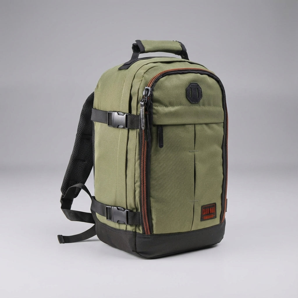 NomadLite 30 liters reseryggsäck. Kompakt, lättviktig & perfekt som handbagage för effektiva flygresor.