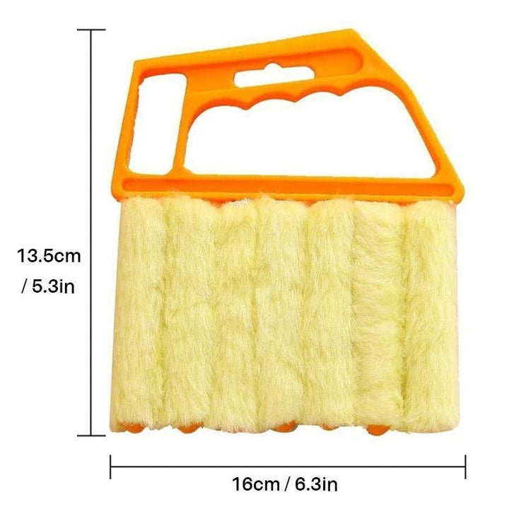 "Unisex persiennborste i mikrofiber och ABS med 7 lameller, blå handtag och vit borste för effektiv dammrengöring."