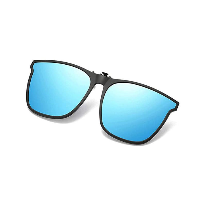 Unisex polariserade clip-on solglasögon med lätt flip-up funktion. Skyddande UV linser för klarhet och komfort.