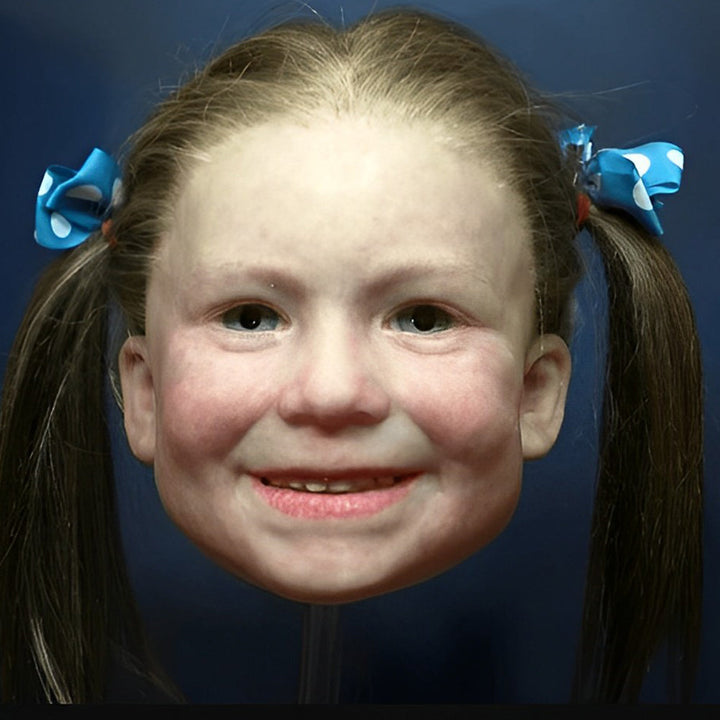 Sista bilden på realistisk unisex ansiktsmask för cosplay och fest