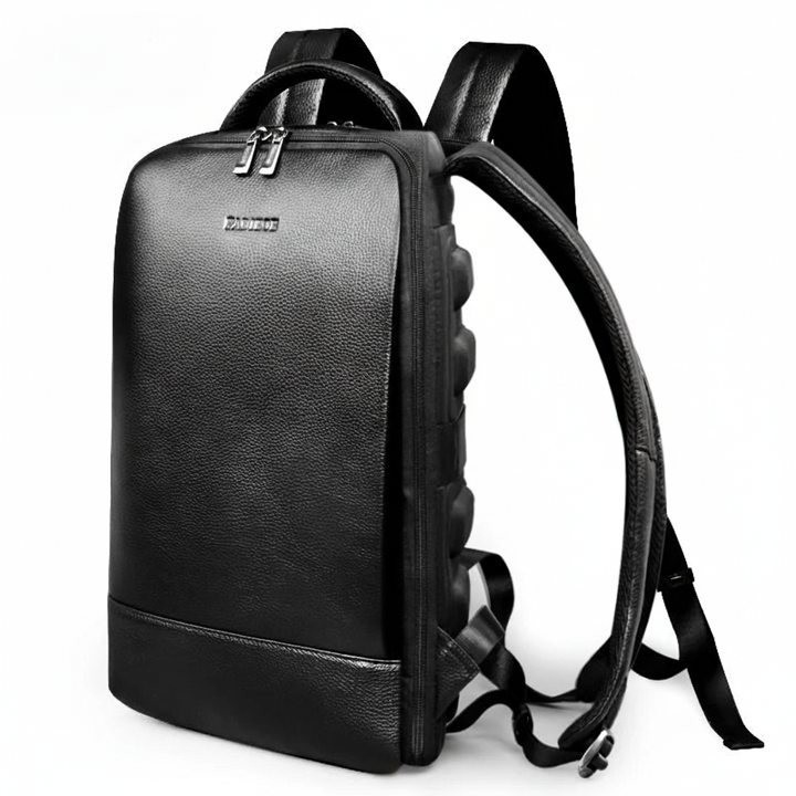Rymlig unisex ryggsäck med laptopfack. Perfekt som skolväska, kontorsväska eller vardagsväska med god organisation.