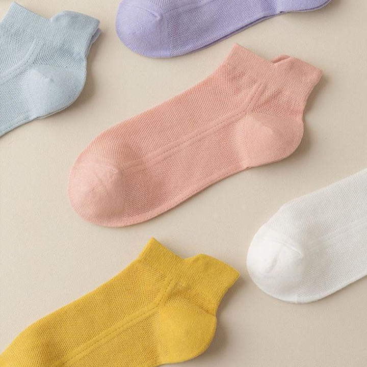"Unisex sommarstrumpor i mesh, flera färger, lätta och andningsbara, för både män och kvinnor"