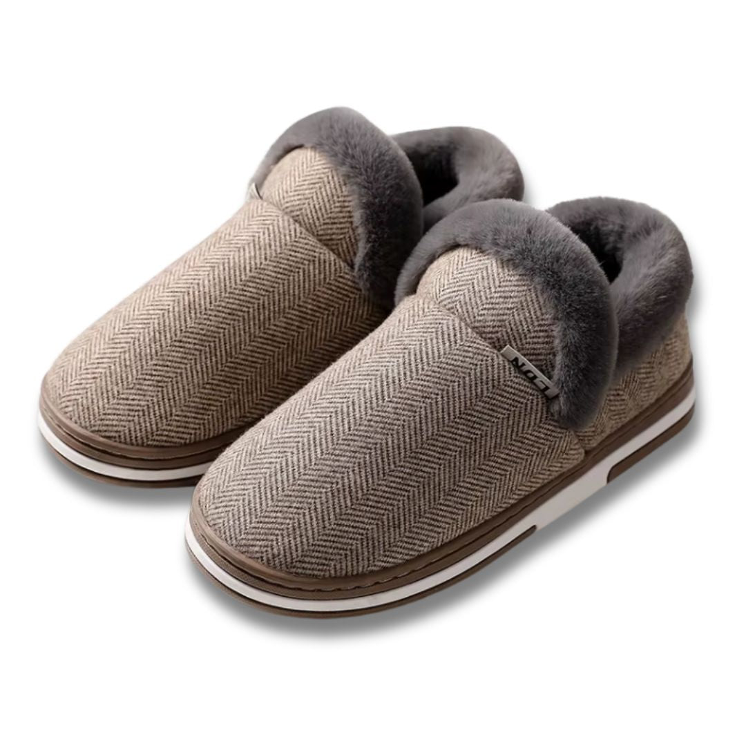 Mjuka fodrade vintertofflor för unisex, ger maximal värme och komfort som sköna inomhusskor.