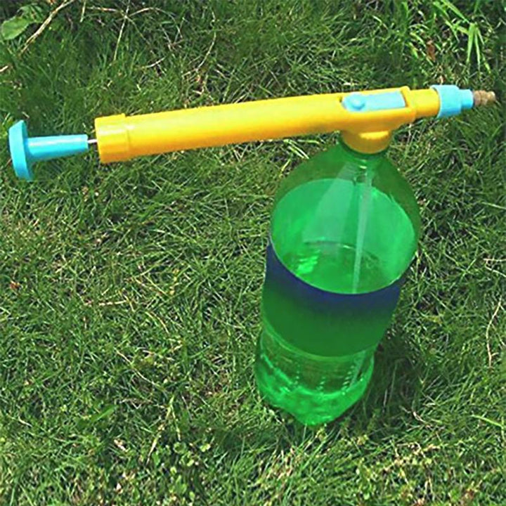 Universal plast vattenspruthuvud, gul och blå, passar de flesta plastflaskor för trädgård och växthus.