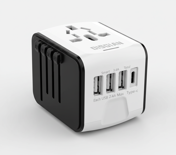 Portabel reseadapter med flera USB-portar och USB-C för laddning av elektronik globalt.