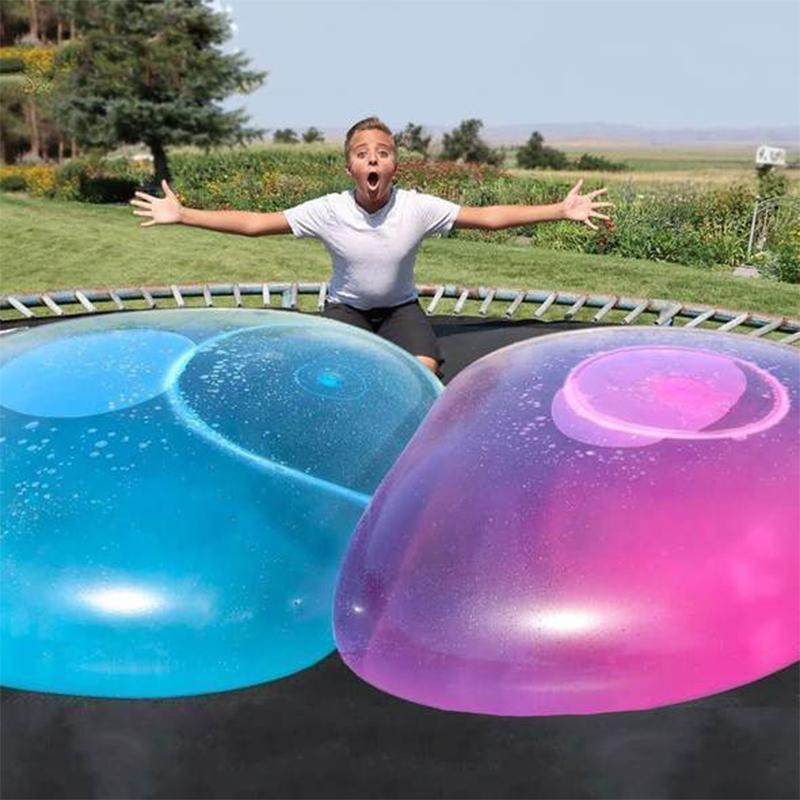 "Uppblåsbar rivsäker bubbelboll, rosa, grön och ljusblå, perfekt för barnlek utomhus, storlekar S till XL."