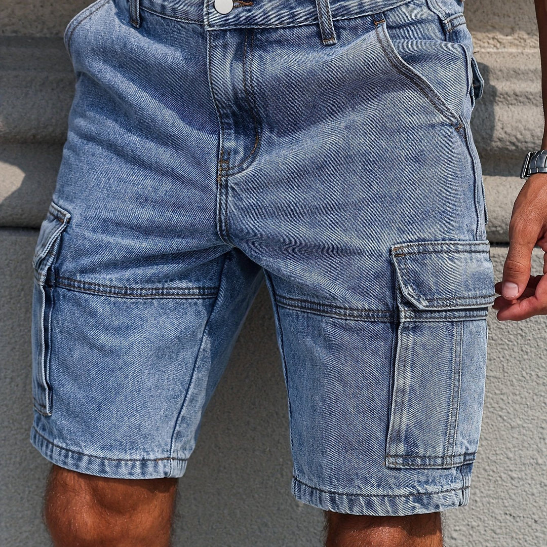 Vikta herrshorts i denim. Bekväma fritidsshorts för casual stil, sommar mode och maximal komfort.