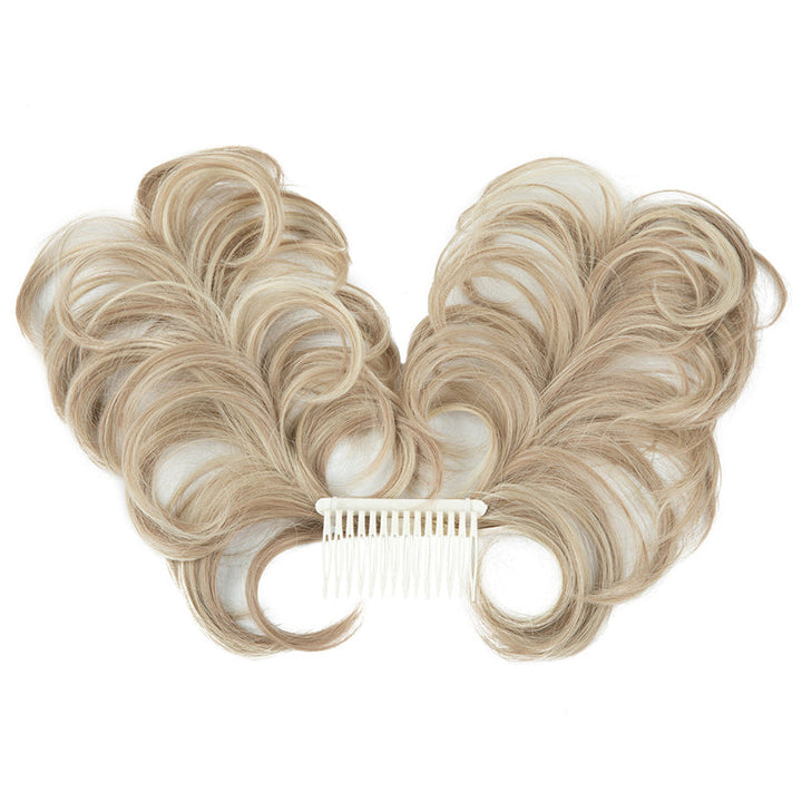 Dam håraccessoar med sidokam för enkel och elegant hårstyling.