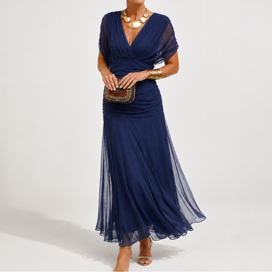 Festlig off-shoulder klänning med vackra draperade linjer