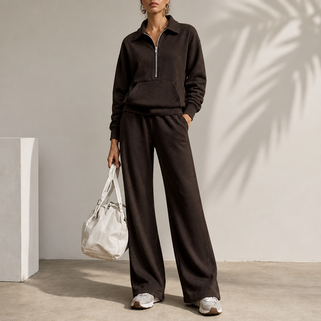 Elegant stickat set för kvinnor med fokus på komfort och stil