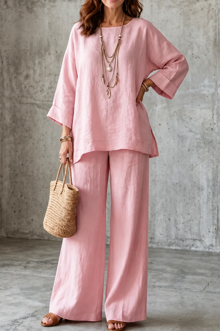 Smidigt och modernt set med topp och vida ben