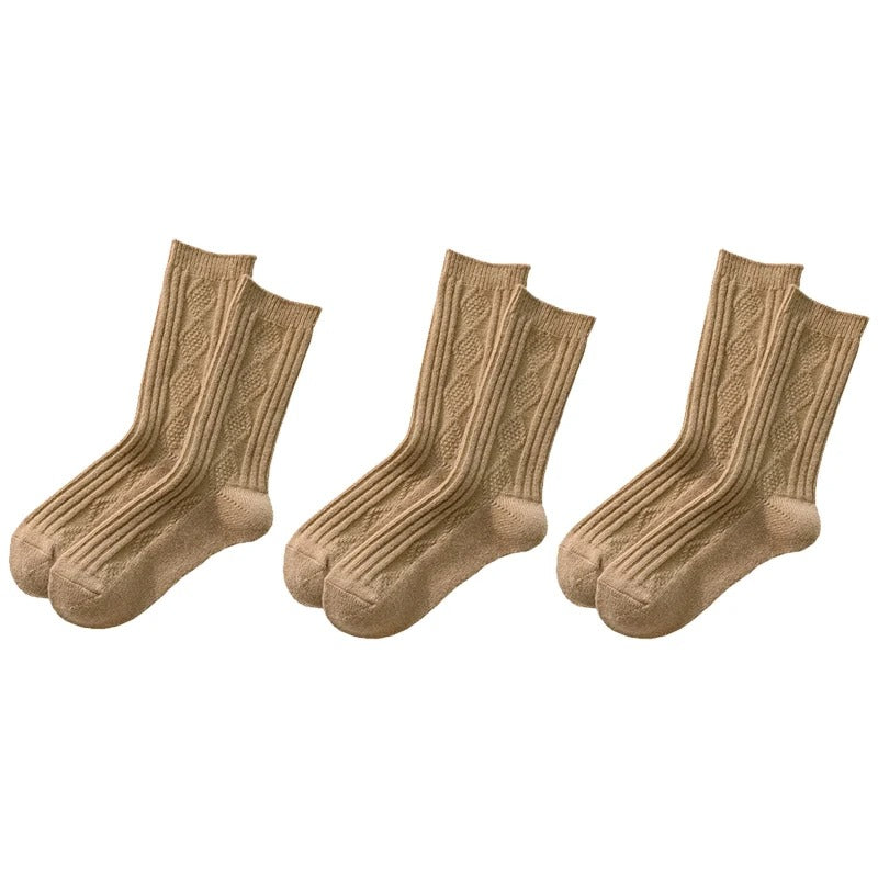 Mjukt 3-pack damestrumpor i vit, svart och beige för myskläder