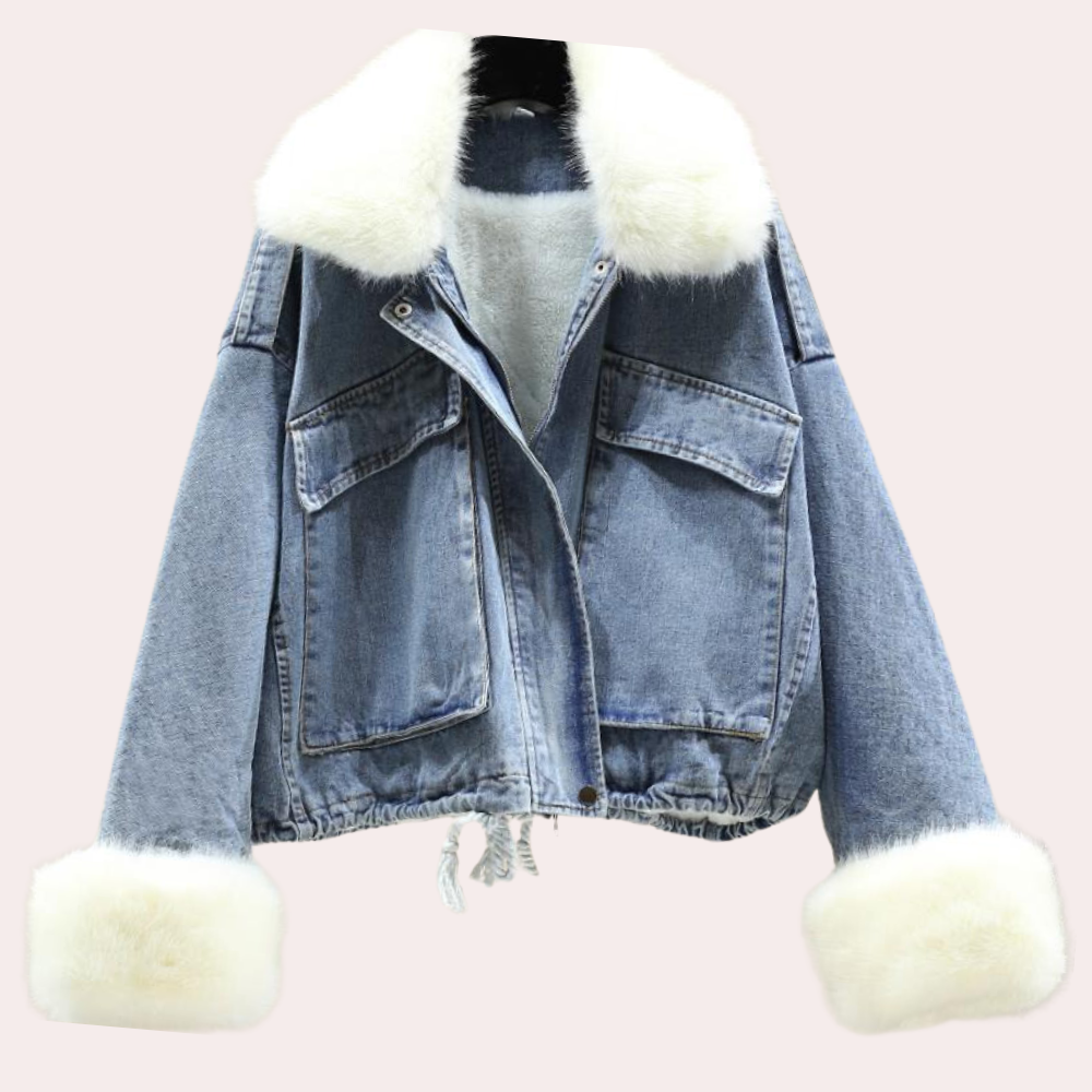 Klassisk varm denimjacka för damer. Trendig och bekväm höst- och vinterjacka, perfekt som snyggt ytterplagg.