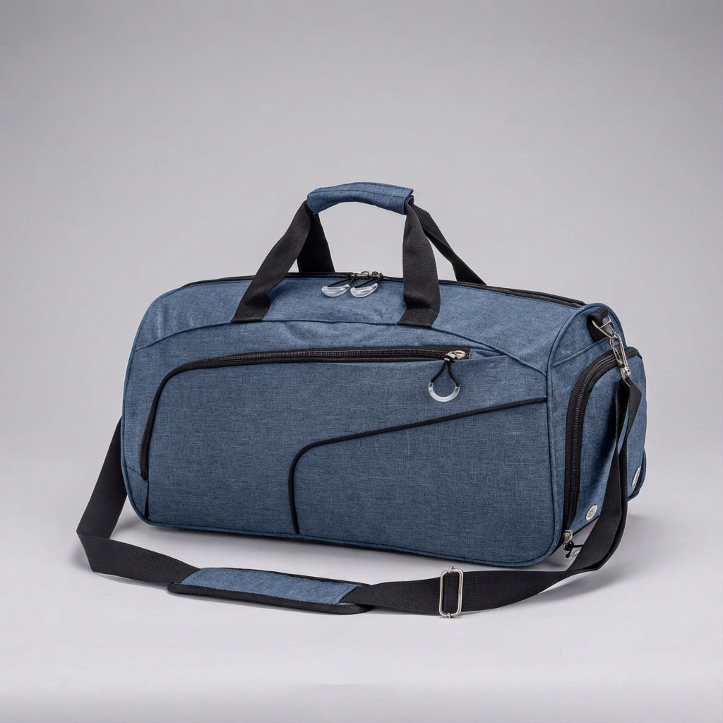 Vattentät 35L duffel med smart bagagerem, perfekt som resväska eller gymväska. Unisex design i robust material.