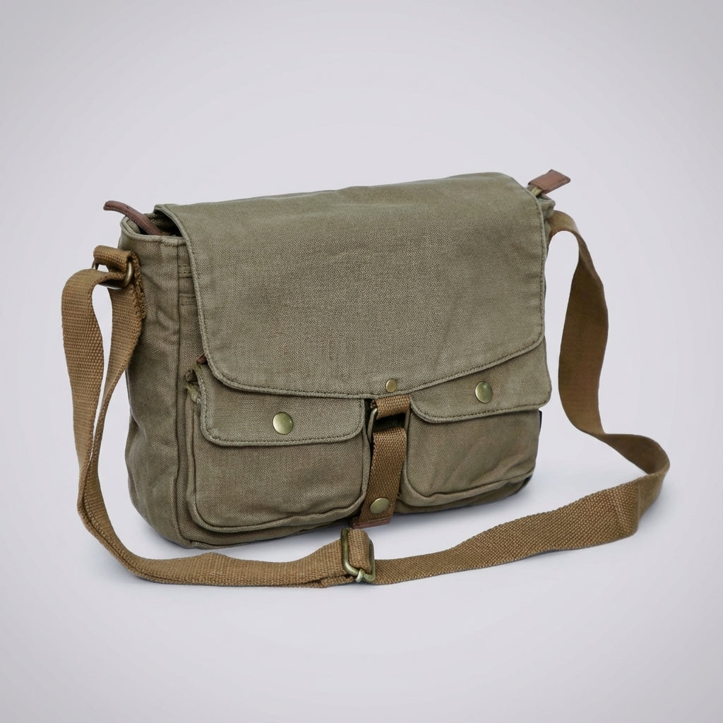 Mångsidig unisex vintage axelväska. Hållbar crossbodyväska i canvas, perfekt för smidig vardag.