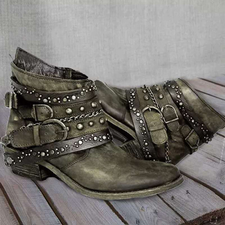 Mode damstövlar i vintage slip-on design. Bekväm stövel för vardagsstil, passar som höstskor & vinterstövlar.