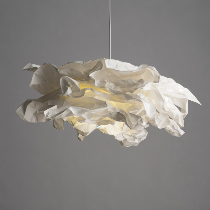 Konstnärlig vit DIY papperslampa, en modern taklampa som en skulptur i rummet.