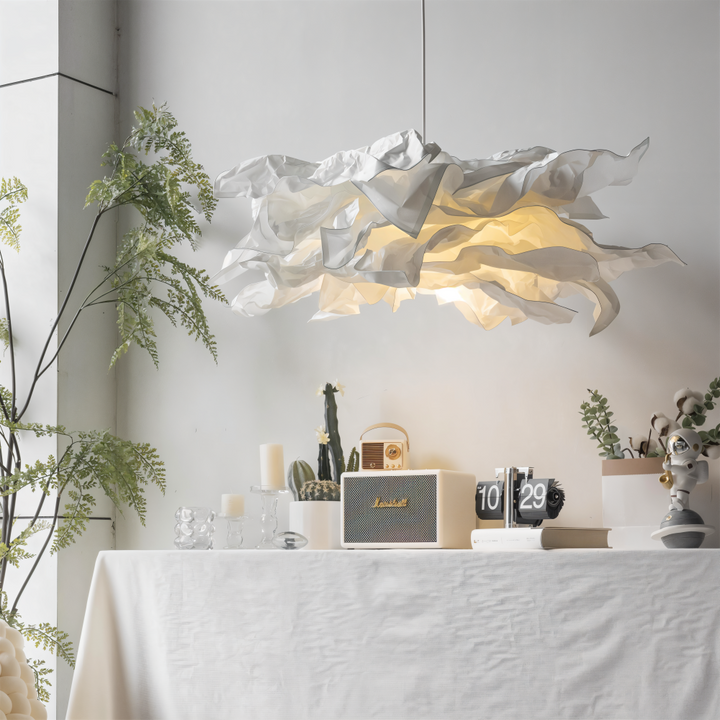 Skapa din egen konstnärliga vita papperslampa, en unik DIY taklampa för hemmet.