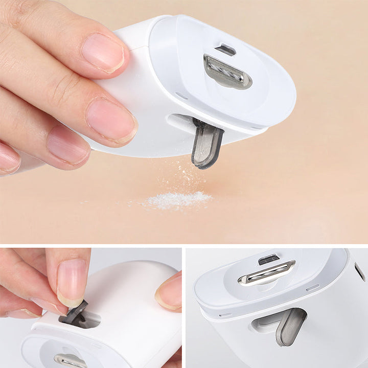 "Vit elektrisk automatisk nagelklippare med smidig design, precisionsskärhuvud och extrabelysning för säker nagelvård."