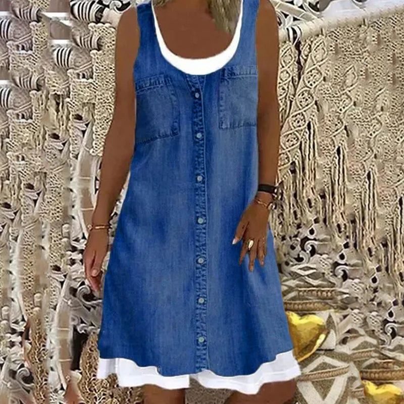 Casual dress with round neck