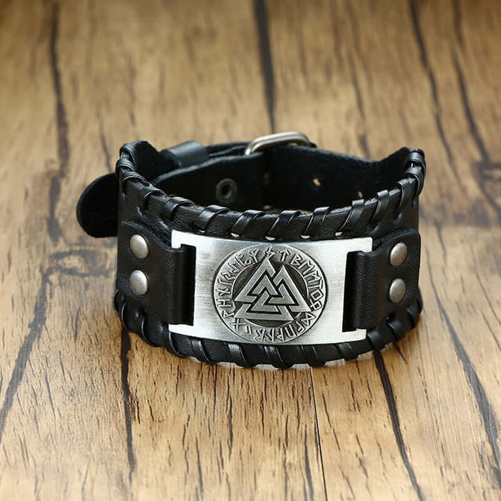 Stiligt vikingarmband för män