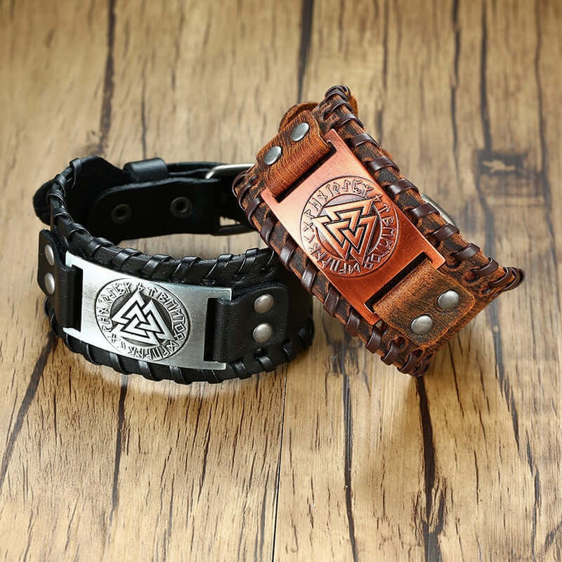 Stiligt vikingarmband för män