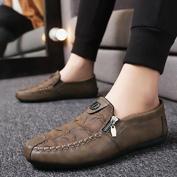 Andningsaktiva slip-on-skor för män