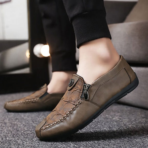 Andningsaktiva slip-on-skor för män