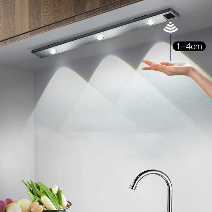 Uppladdningsbar LED-sensorlampa