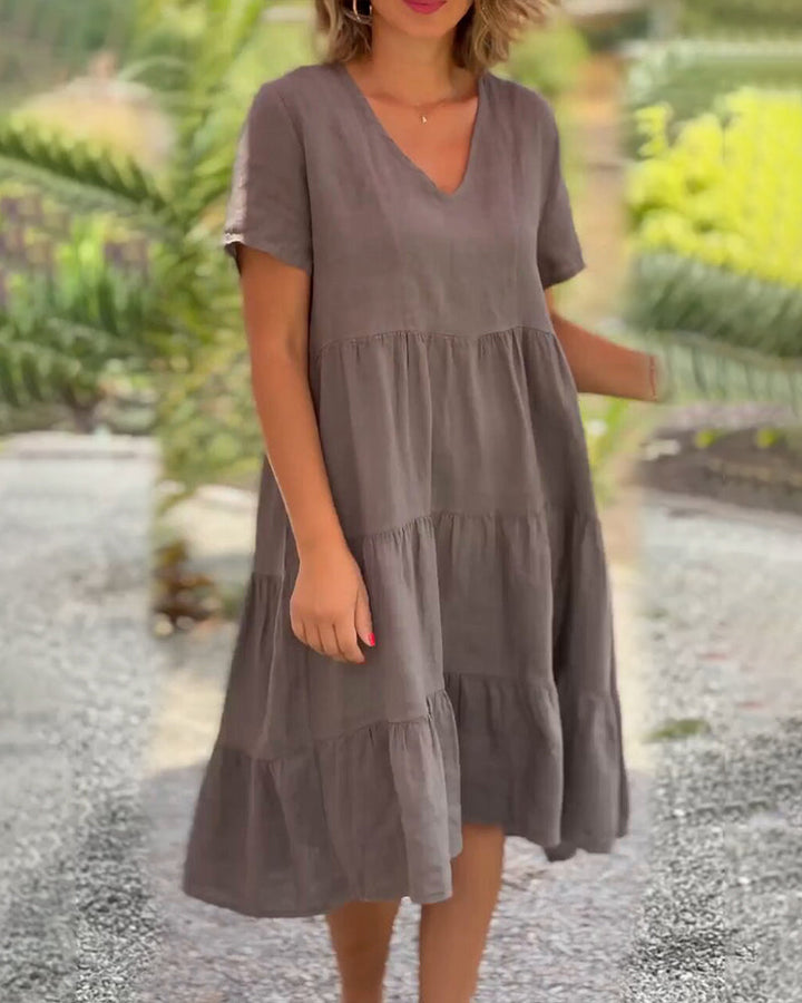 Klänning med v-ringning
